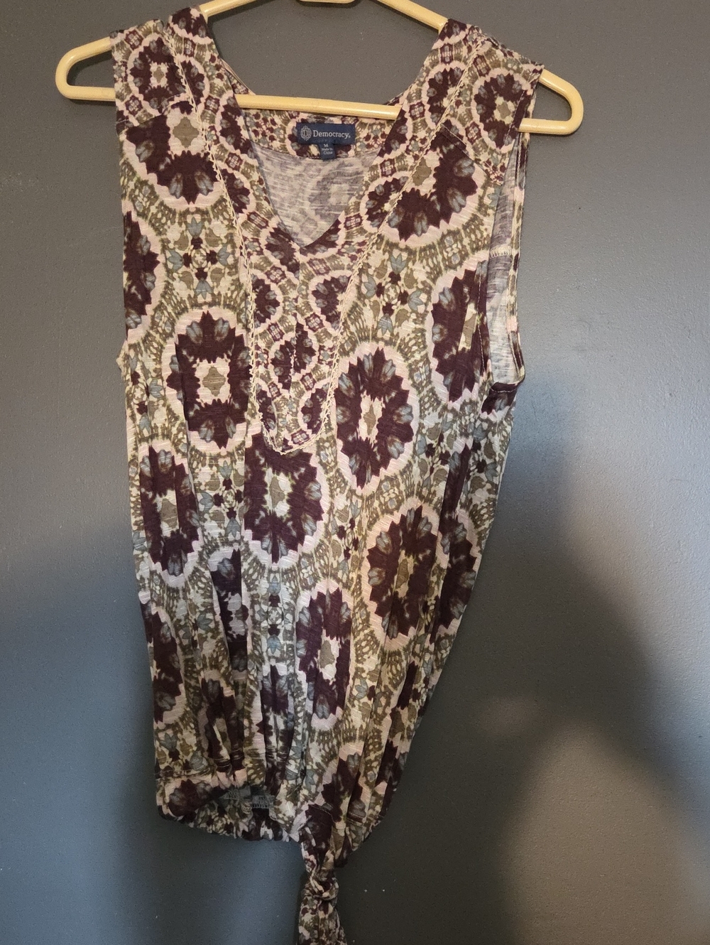 Democracy V-Neck Tie-Hem Tank Top in Burgundy and Olive Floral Medallion